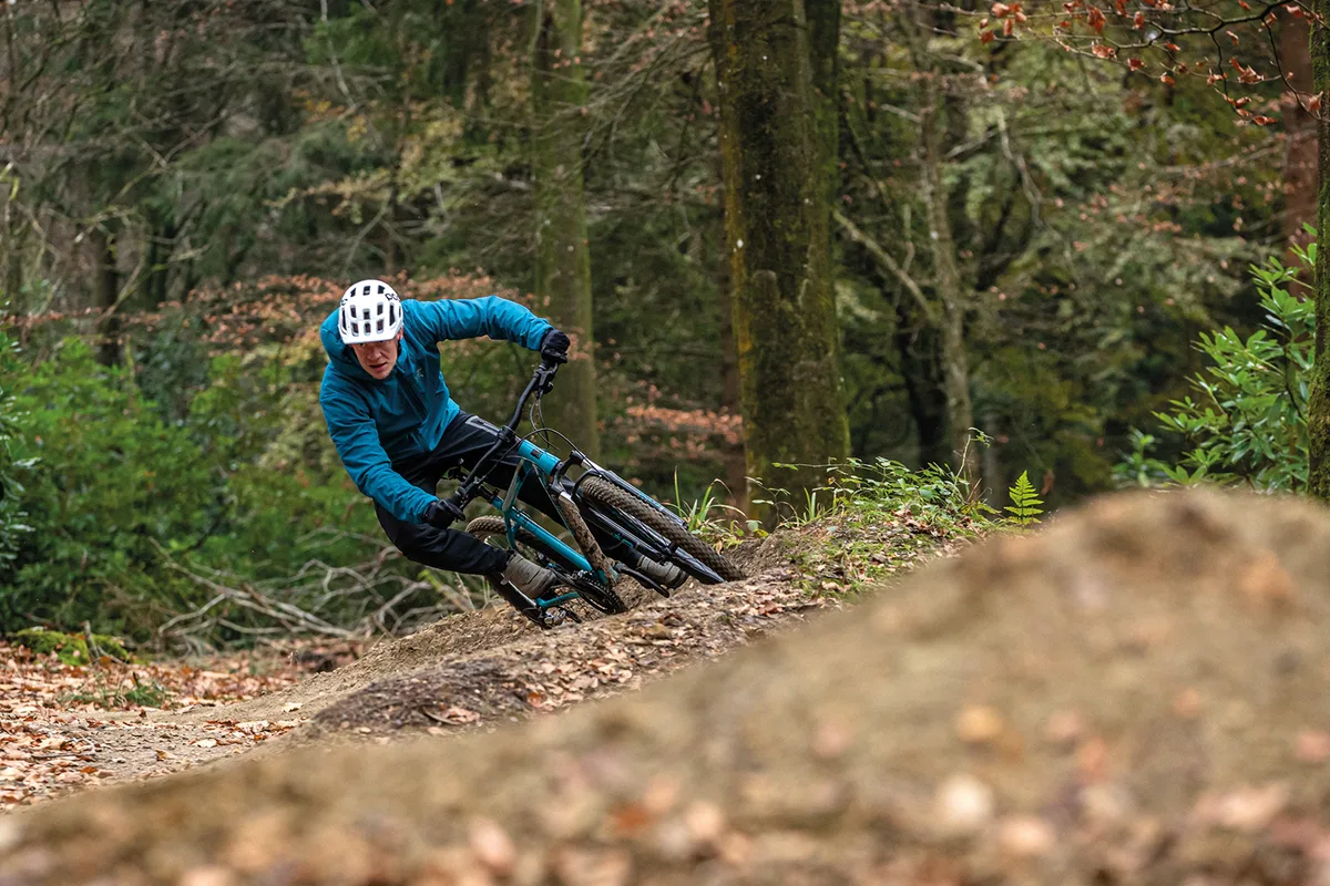 Saracen Mantra 03 51ad393