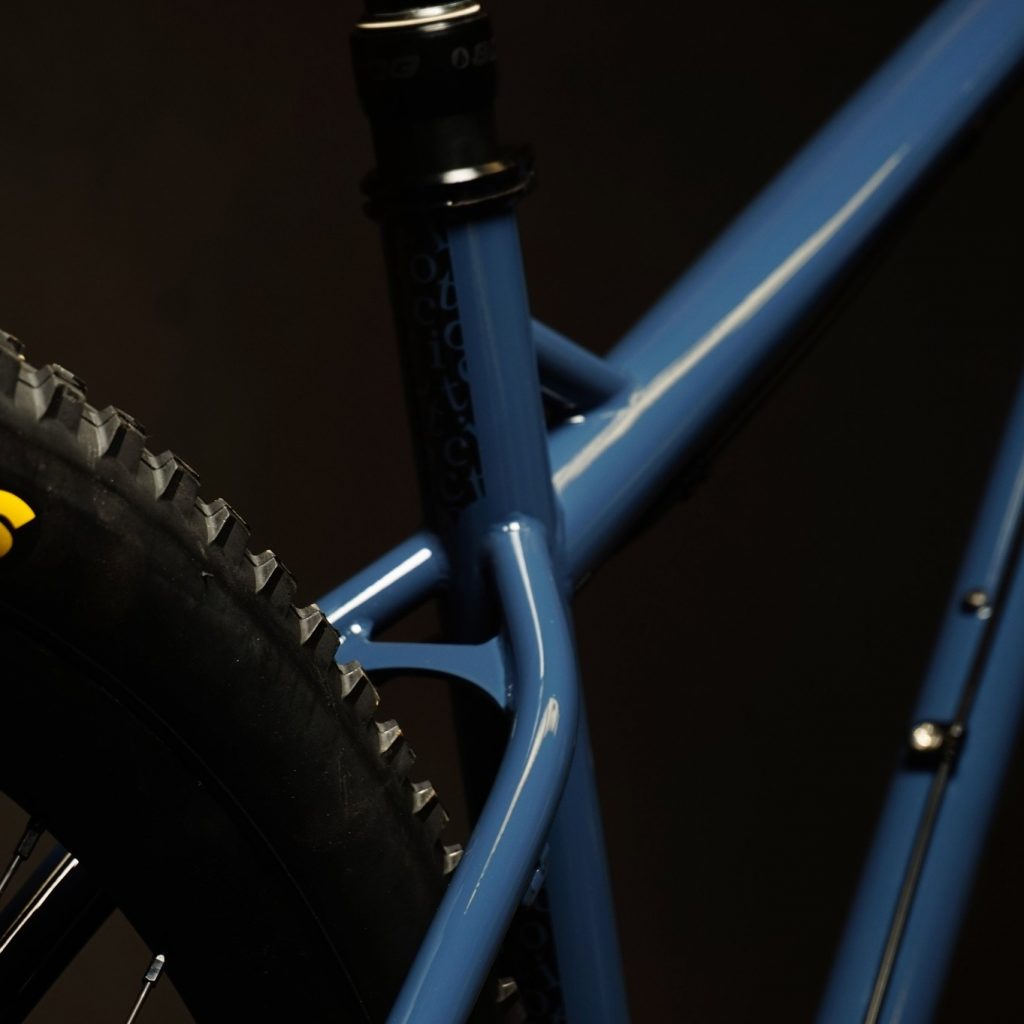 571239419_1317082213789427_6336438570531630096_n-1024x1024 Mullet ou 29 Pouces? Le BFe 2026 Résout l'Équation du Semi-Rigide