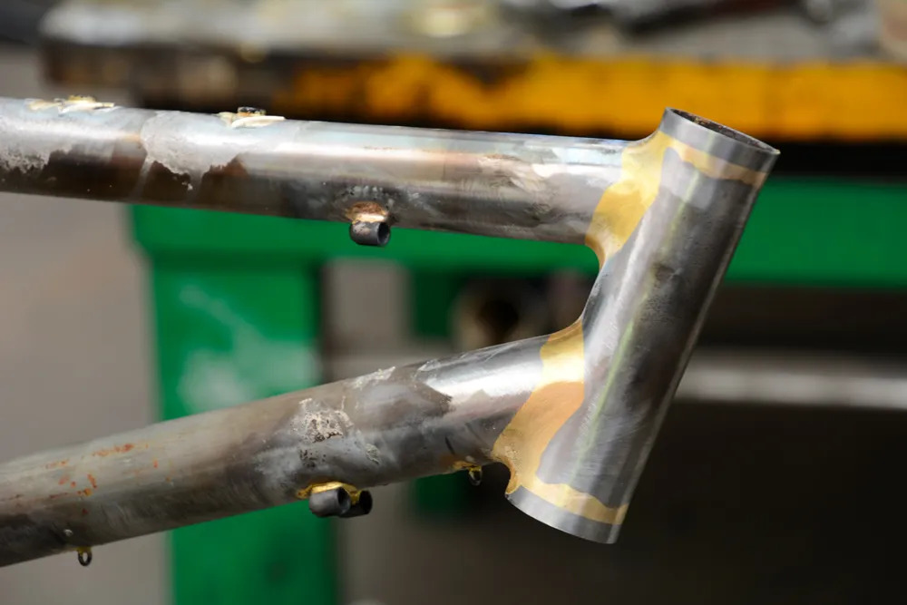 DSC_3291-web Aluminium, Acier ou Titane : Quel Métal Choisir pour l'Âme de votre Endurigide ?