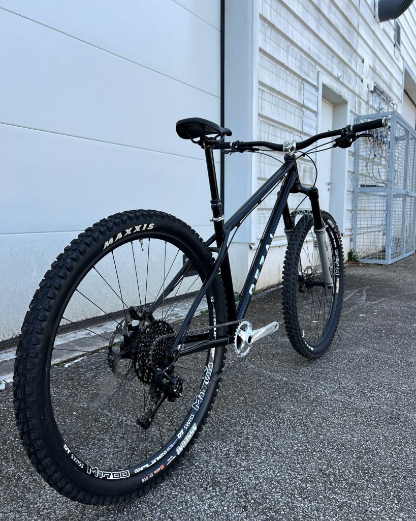 511472282_17860199193432553_1803708727038936957_n-819x1024 Le Défi relevé : Monter son Endurigide à moins de 1600 € en 2025