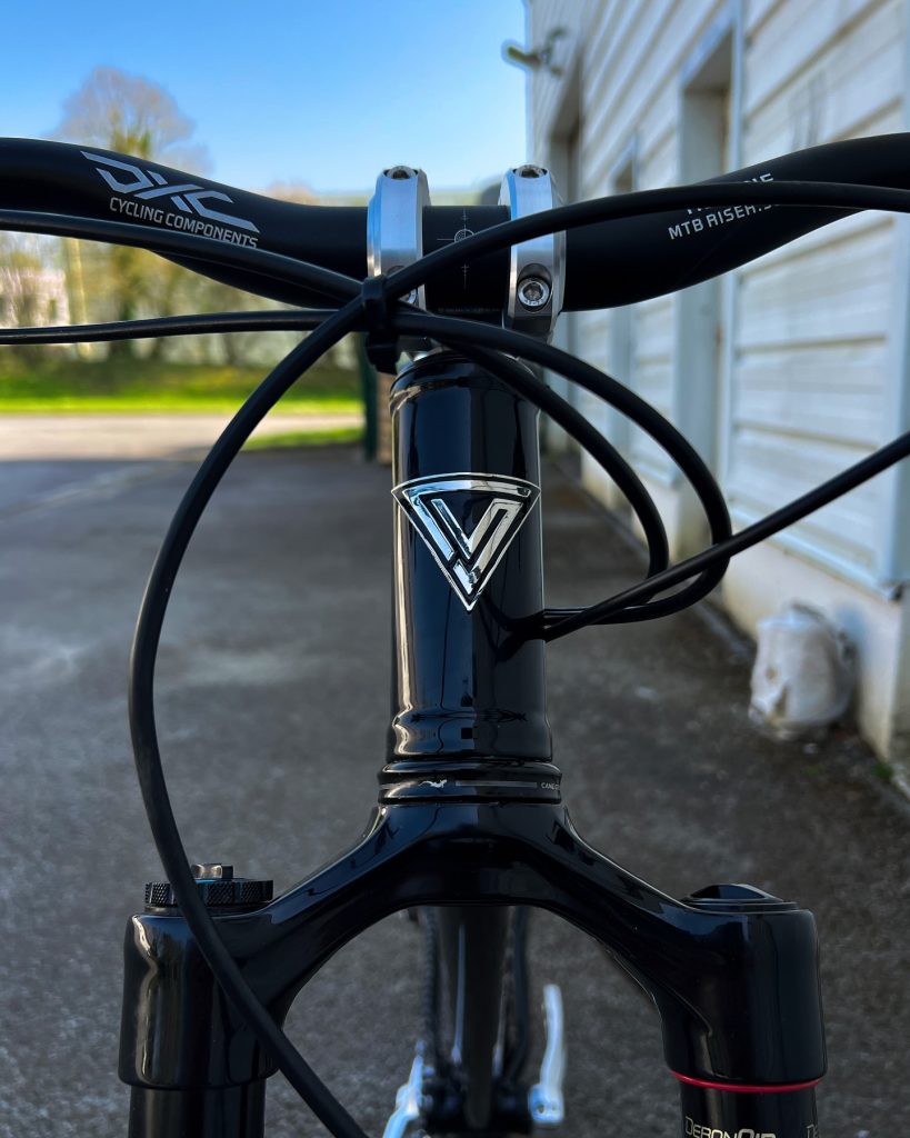 511528349_17860199223432553_6398563598405133836_n-819x1024 Le Défi relevé : Monter son Endurigide à moins de 1600 € en 2025